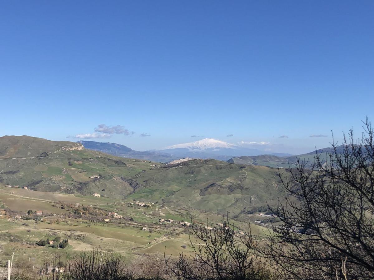 Verso Est Petralia Soprana Luaran gambar