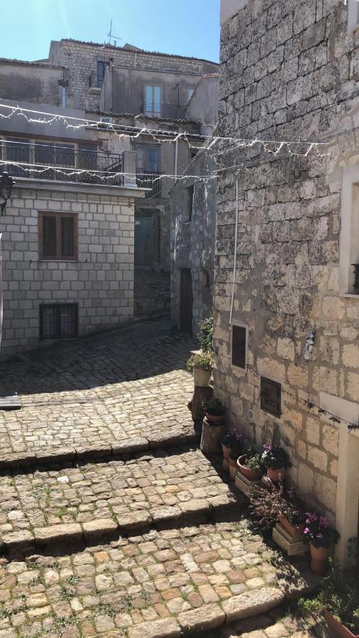 Verso Est Petralia Soprana Luaran gambar